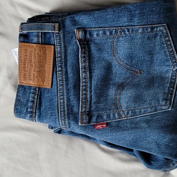 Levi's premium wedgie Icon fit jeans - Picture 11 of 11